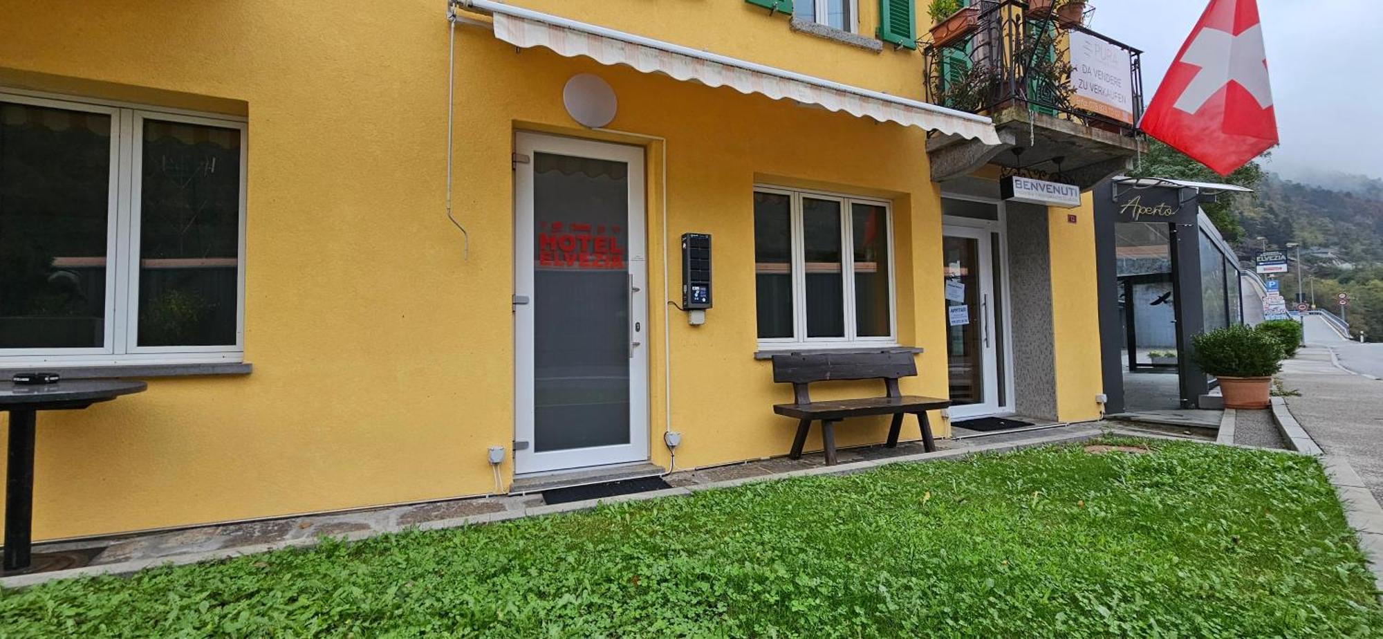 Hotel Elvezia Lavorgo Kültér fotó